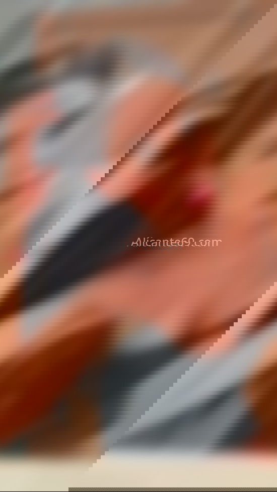 Julieta, joven colombiana de buen ver. 661236595. Citas en ALICANTE, ALICANTE. www.alicante69.com.