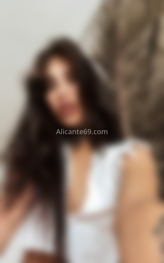 Carlota, madrileña sin tabúes. 661236595. Citas en ALICANTE, ALICANTE. www.alicante69.com.