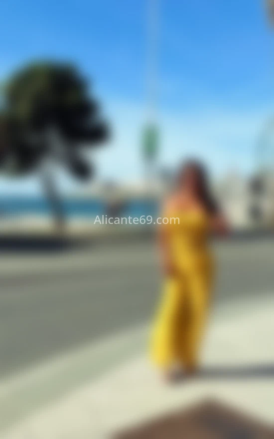 Luz Gabi, una trans maja y divertida. 662685445. Citas en ALICANTE, ALICANTE. www.alicante69.com.