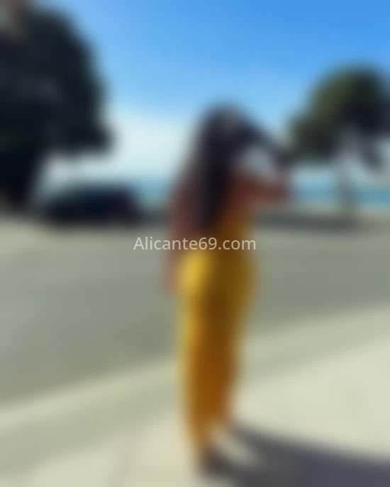Luz Gabi, una trans maja y divertida. 662685445. Citas en ALICANTE, ALICANTE. www.alicante69.com.
