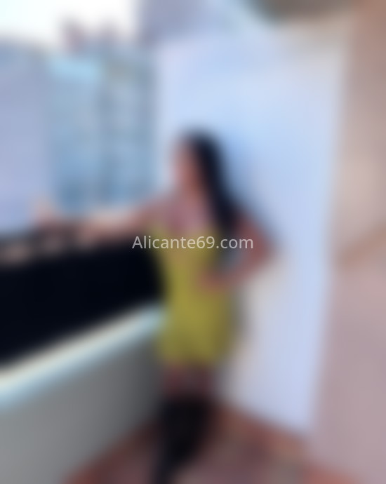 Luz Gabi, una trans maja y divertida. 662685445. Citas en ALICANTE, ALICANTE. www.alicante69.com.