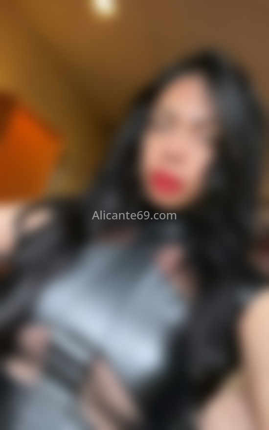 Yasmín, trans guapa, recién llegada. 672829212. Citas en ALICANTE, ALICANTE. www.alicante69.com.