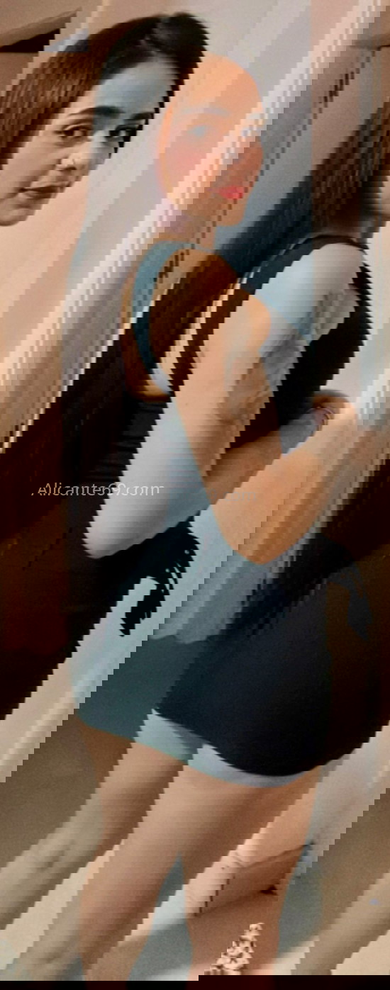 Luna María, joven morena colombiana. 607917376. Citas en ALICANTE, ALICANTE. www.alicante69.com.
