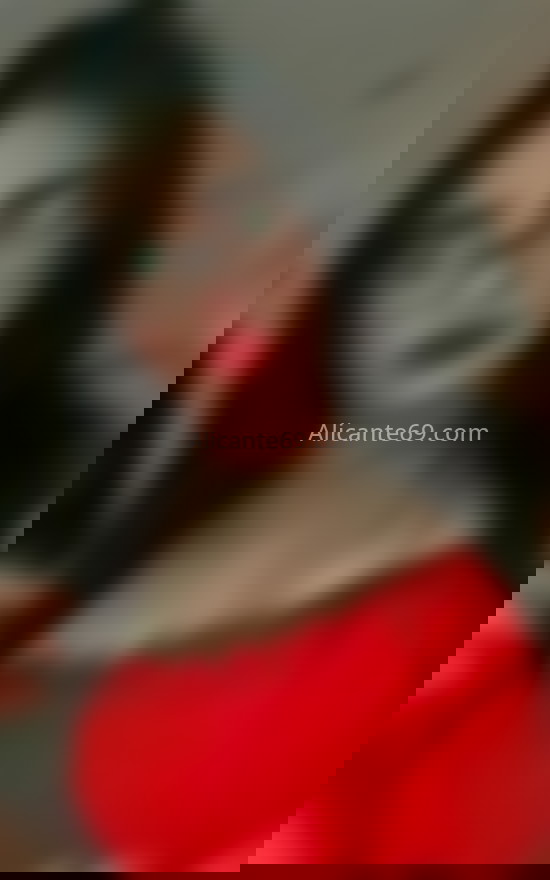 Luna María, joven morena colombiana. 607917376. Citas en ALICANTE, ALICANTE. www.alicante69.com.