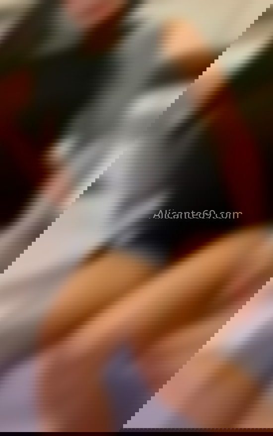 Luna María, joven morena colombiana. 607917376. Citas en ALICANTE, ALICANTE. www.alicante69.com.