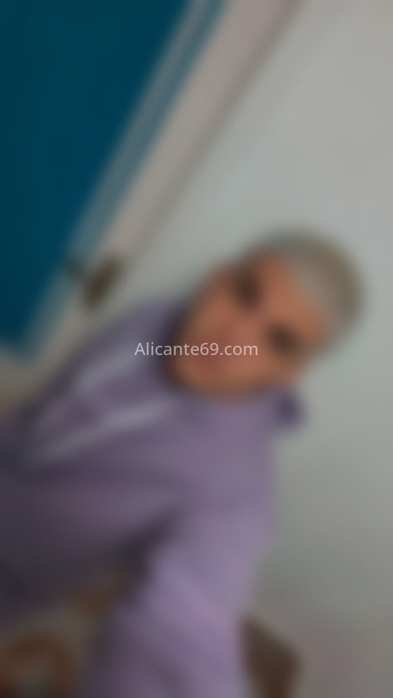 Carlos. 640984663. Citas en ALICANTE, ALICANTE. www.alicante69.com.
