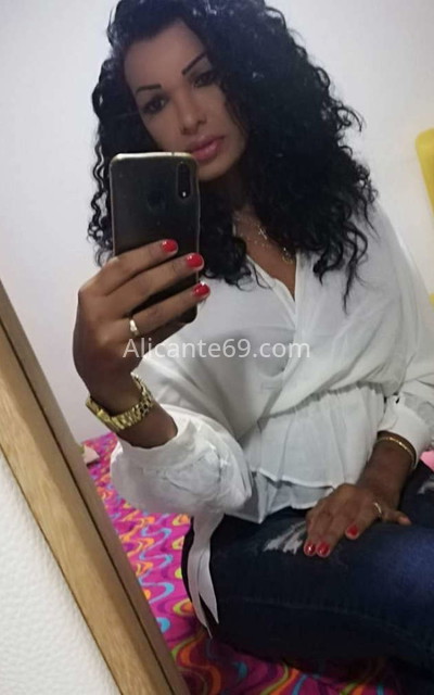 Catalina, trans recien llegada. 604215356. Citas en ALICANTE, ALICANTE. www.alicante69.com.
