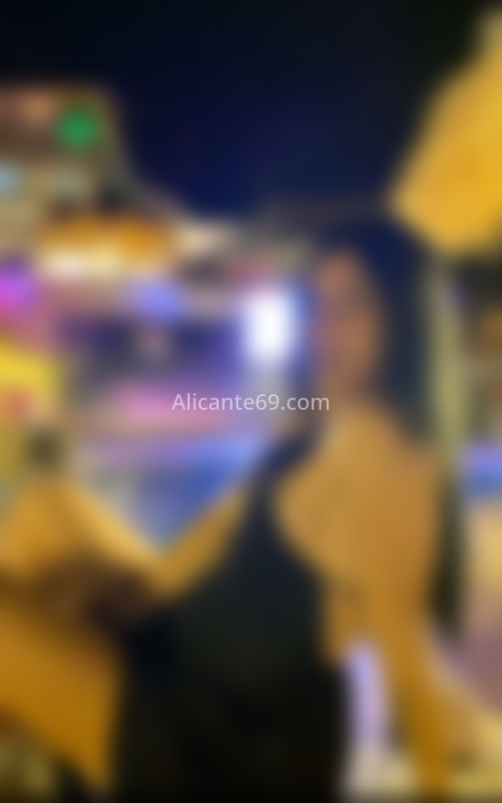 Alejandra, latina trans . 613386152. Citas en ALICANTE, ALICANTE. www.alicante69.com.