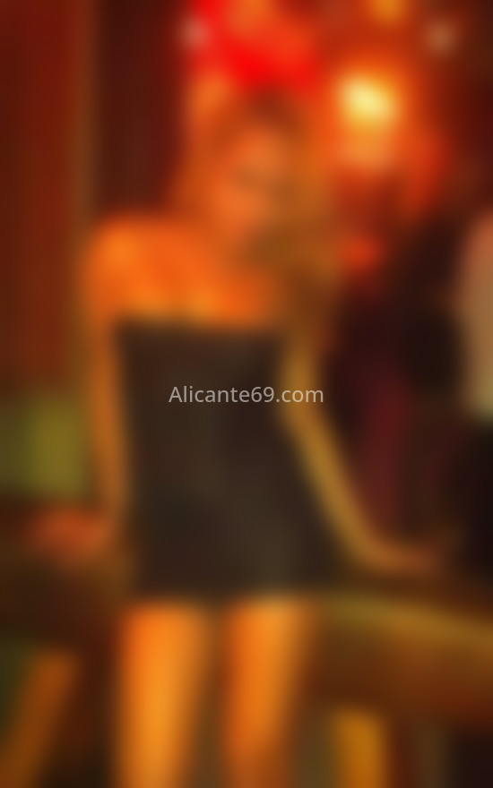Valerya, trans brasileña muy coqueta. 632599191. Citas en ALICANTE, ALICANTE. www.alicante69.com.