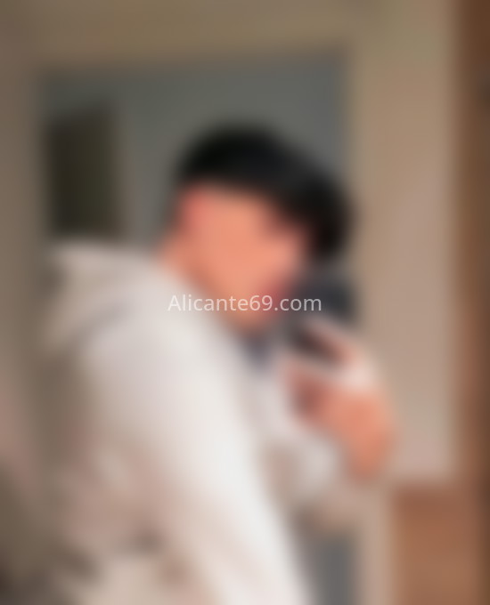Dangel, modelo latino. 624386159. Citas en ALICANTE, ALICANTE. www.alicante69.com.