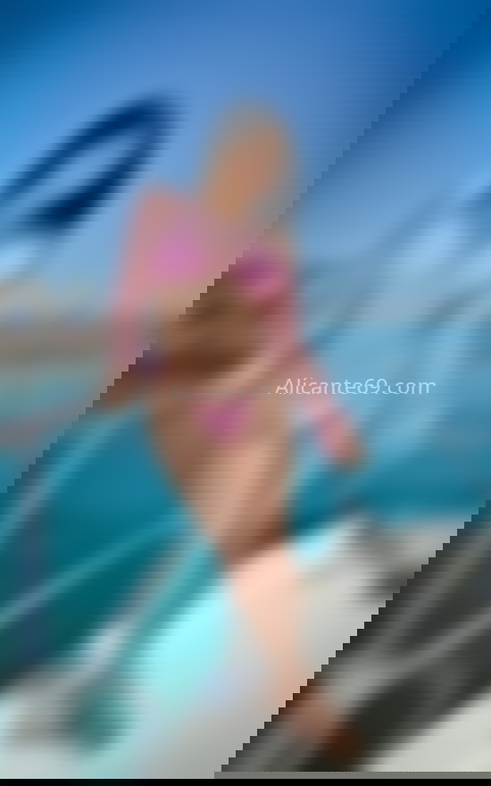 Chanel, colombiana encantadora. 612203085. Citas en ALICANTE, ALICANTE. www.alicante69.com.