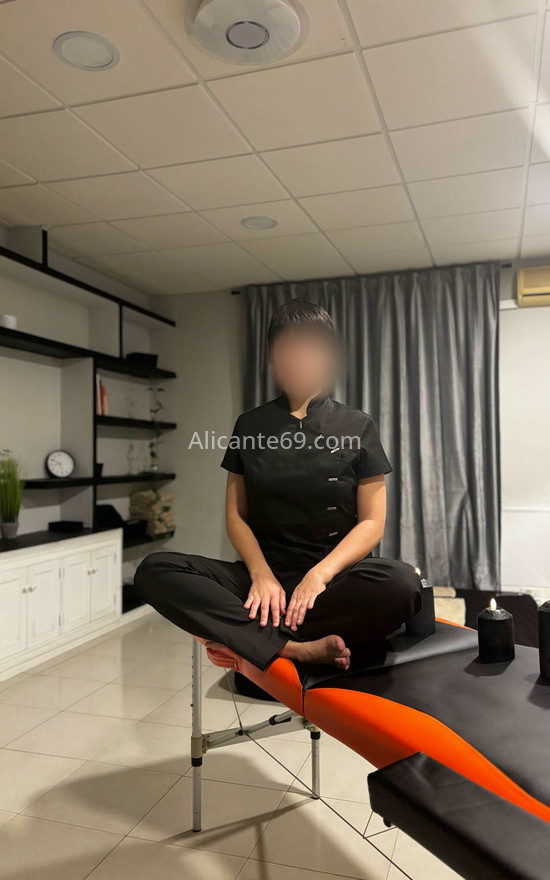 Lena, masajista profesional . 696252889. Citas en ALICANTE, ALICANTE. www.alicante69.com.