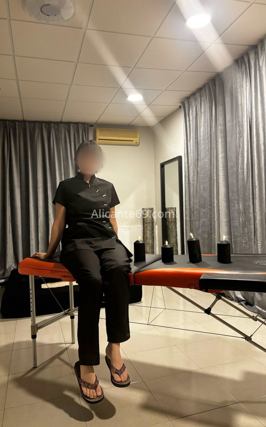 Lena, masajista profesional . 696252889. Citas en ALICANTE, ALICANTE. www.alicante69.com.