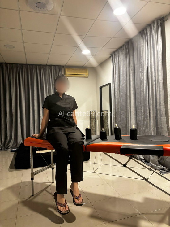 Lena, masajista profesional . 696252889. Citas en ALICANTE, ALICANTE. www.alicante69.com.