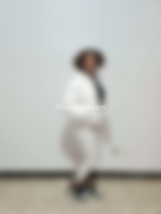 Perla. 624543160. Citas en ALICANTE, ALICANTE. www.alicante69.com.