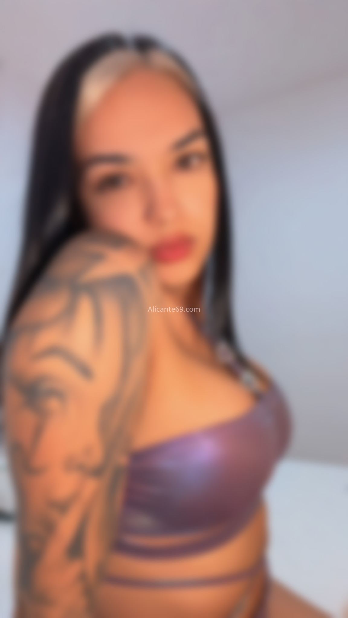 Luciana. 663422048. Citas en ALICANTE, ALICANTE. www.alicante69.com.