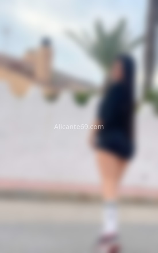 Mia, encantadora latina. 613386307. Citas en ALICANTE, ALICANTE. www.alicante69.com.