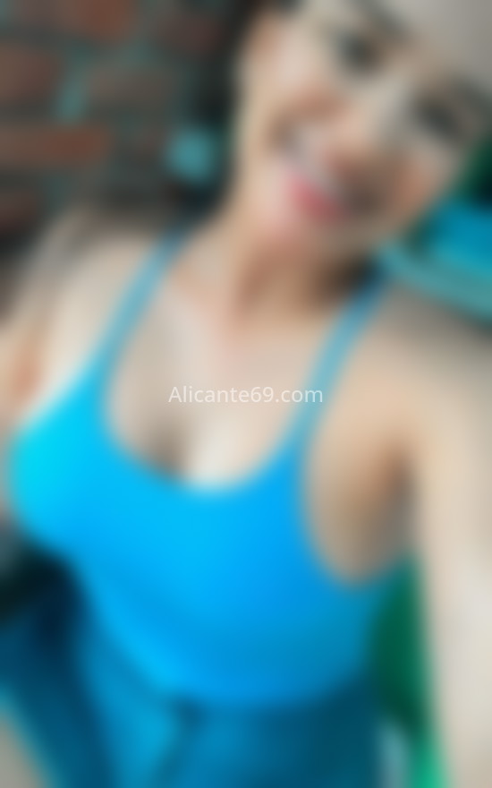 Isabella, morena de Venezuela. 603278000. Citas en ALICANTE, ALICANTE. www.alicante69.com.