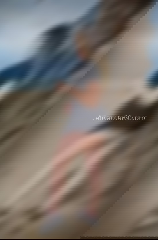 Valentina colombiana de 26 años. 602494624. Citas en ALICANTE, ALICANTE. www.alicante69.com.