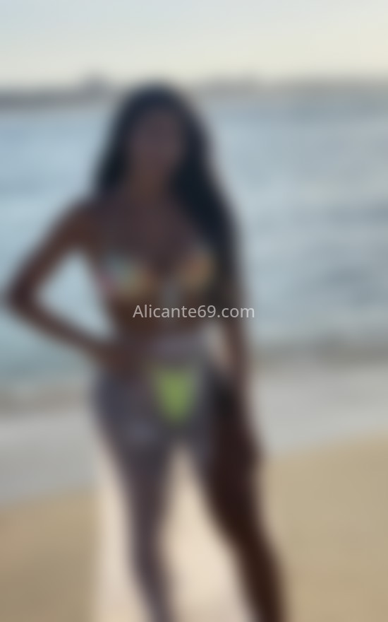 Juliana brasileira, trans muy alegre. 674570391. Citas en ALICANTE, ALICANTE. www.alicante69.com.