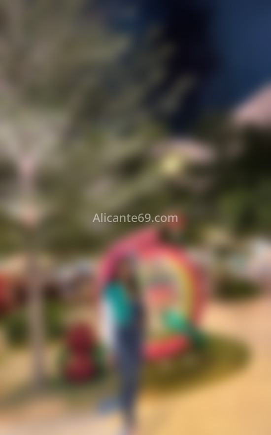 Juliana brasileira, trans muy alegre. 674570391. Citas en ALICANTE, ALICANTE. www.alicante69.com.