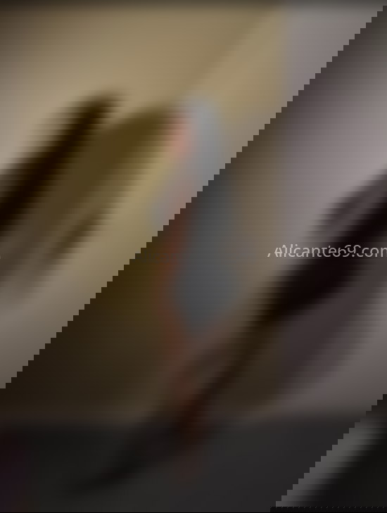 Daniela, hermosa morena. 622146727. Citas en ALICANTE, ALICANTE. www.alicante69.com.