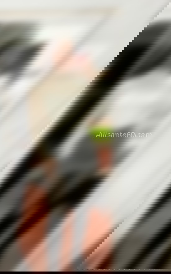 Monica, pelirroja latina. 672888703. Citas en ALICANTE, ALICANTE. www.alicante69.com.
