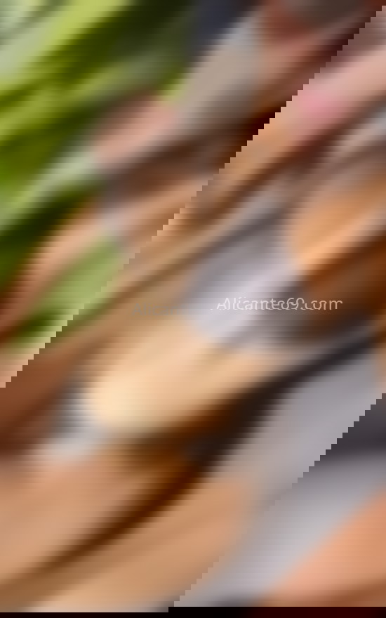Jazmin, hermosa chica árabe. 623338536. Citas en ALICANTE, ALICANTE. www.alicante69.com.