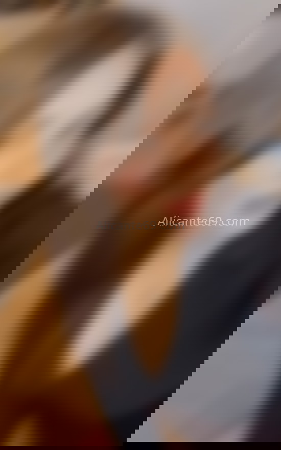 Jazmin, hermosa chica árabe. 623338536. Citas en ALICANTE, ALICANTE. www.alicante69.com.