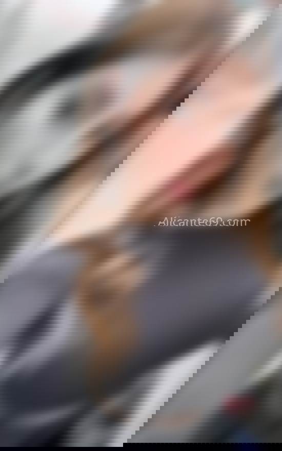 Sara, rubia hermosa. 672888703. Citas en ALICANTE, ALICANTE. www.alicante69.com.