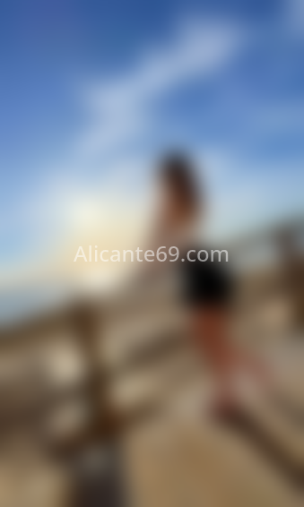 Emma. 613651787. Citas en ALICANTE, ALICANTE. www.alicante69.com.
