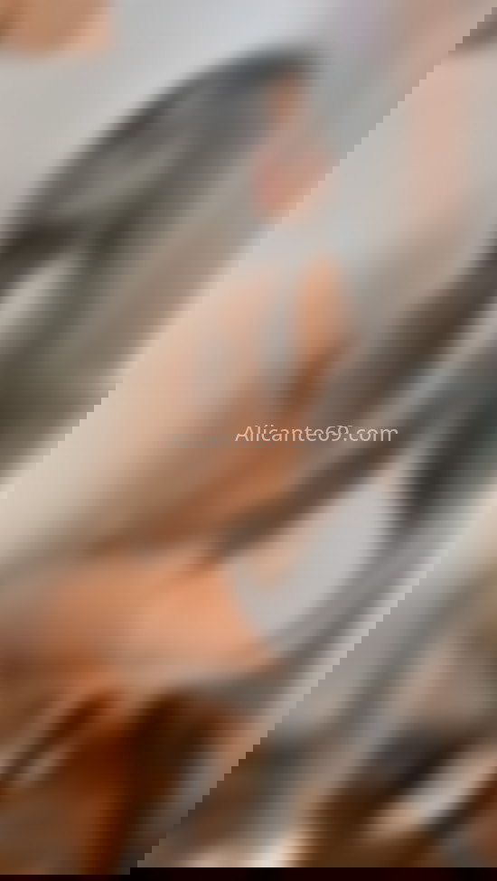 Hillary, hermosa latina. 623578572. Citas en ALICANTE, ALICANTE. www.alicante69.com.