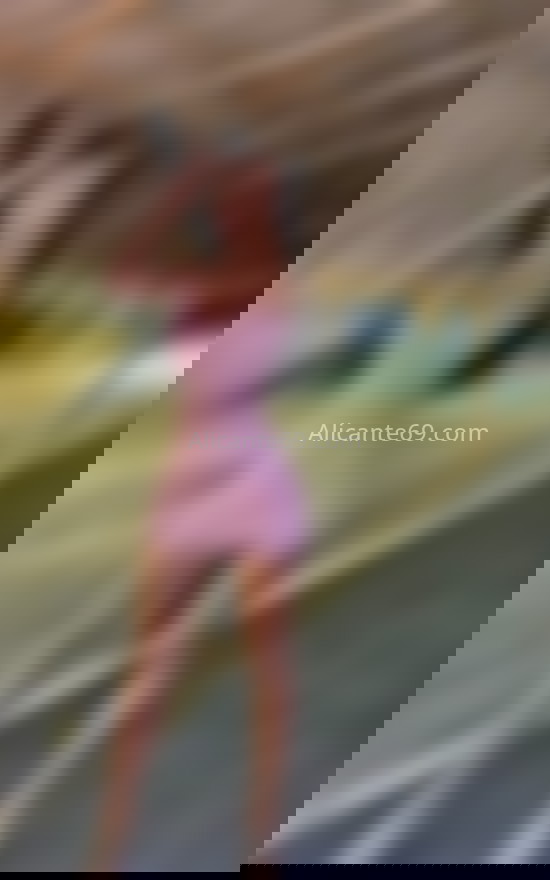 Juliana, hermosa jovencita latina. 633638351. Citas en ALICANTE, ALICANTE. www.alicante69.com.