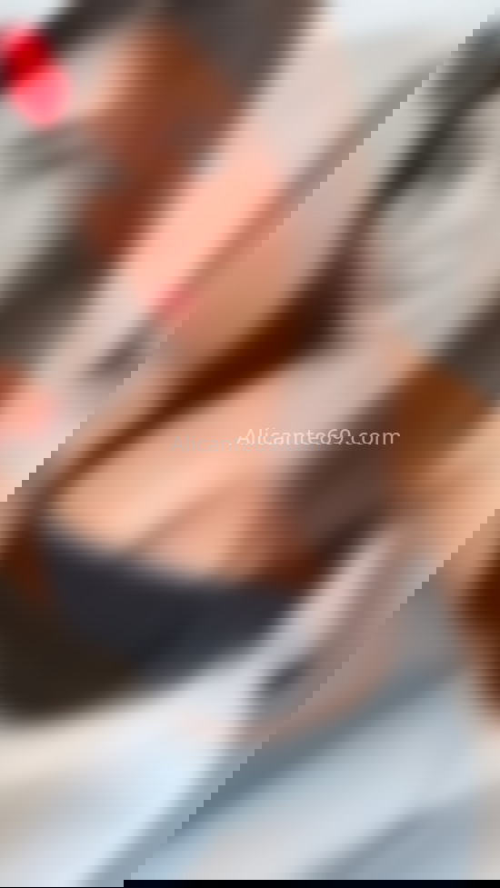 Sara, rubia hermosa. 672888703. Citas en ALICANTE, ALICANTE. www.alicante69.com.