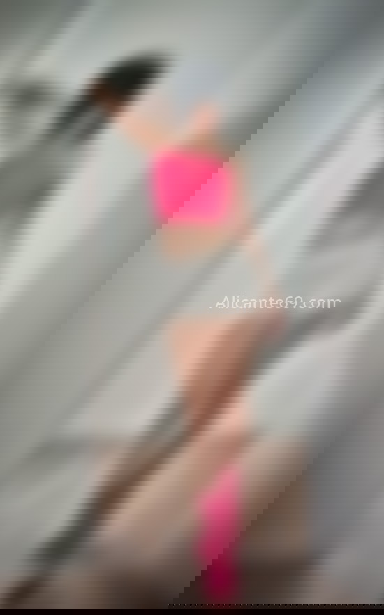 Luna, modelo colombiana. 633638351. Citas en ALICANTE, ALICANTE. www.alicante69.com.