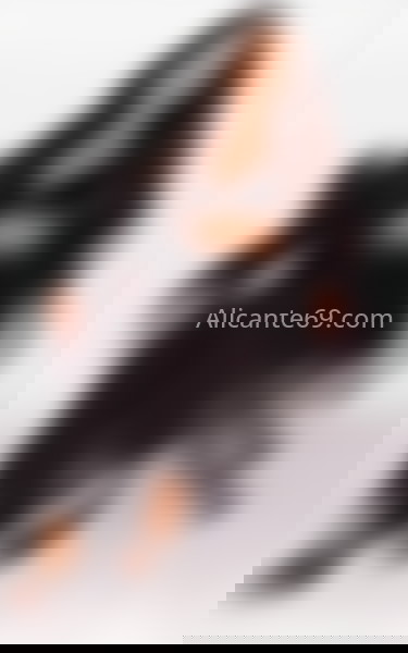 Beatriz, belleza natural de Brasil. 624102554. Citas en ALICANTE, ALICANTE. www.alicante69.com.