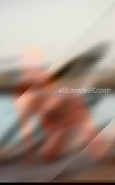 Cristal, una mujer interesante. 624102554. Citas en ALICANTE, ALICANTE. www.alicante69.com.
