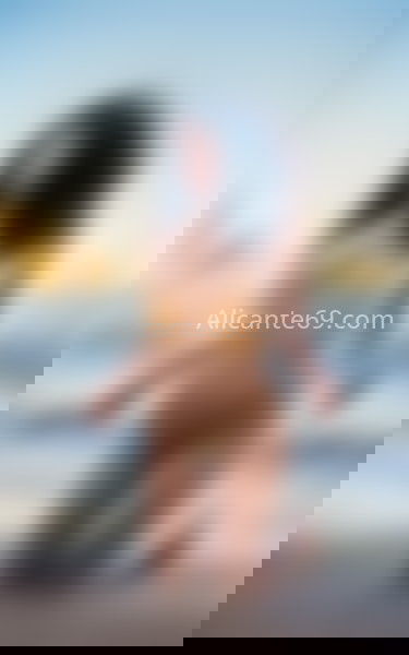 Abby, flaquita colombiana. 613432566. Citas en ALICANTE, ALICANTE. www.alicante69.com.