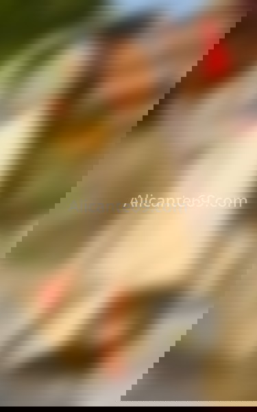 Beatriz, belleza natural de Brasil. 624102554. Citas en ALICANTE, ALICANTE. www.alicante69.com.