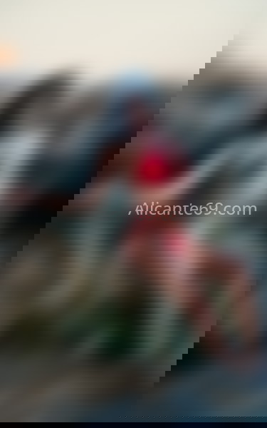 Emily, colombiana guapa y divertida. 697229740. Citas en ALICANTE, ALICANTE. www.alicante69.com.