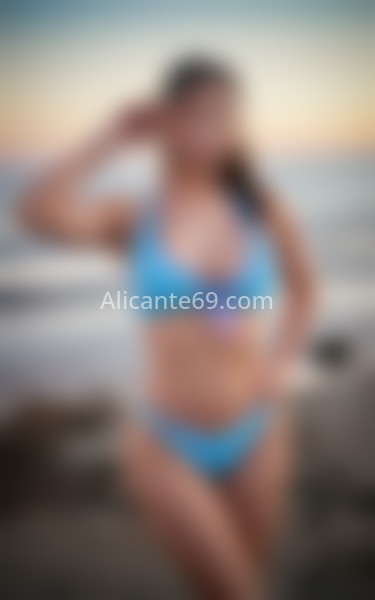 Ivana, hermosa colombiana. 613432566. Citas en ALICANTE, ALICANTE. www.alicante69.com.
