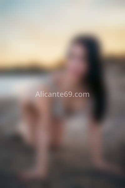Isabella, jovencita colombiana. 613432566. Citas en ALICANTE, ALICANTE. www.alicante69.com.
