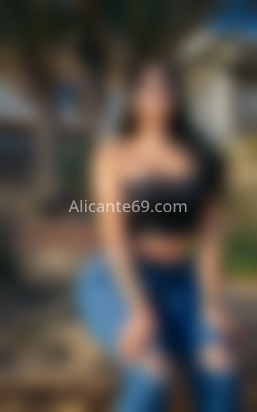 Samy, colombiana risueña. 624102554. Citas en ALICANTE, ALICANTE. www.alicante69.com.