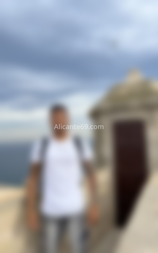 Nicolas . 632373266. Citas en ALICANTE, ALICANTE. www.alicante69.com.
