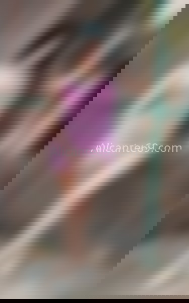 Lisa, jovencita venezolana. 624495671. Citas en ALICANTE, ALICANTE. www.alicante69.com.