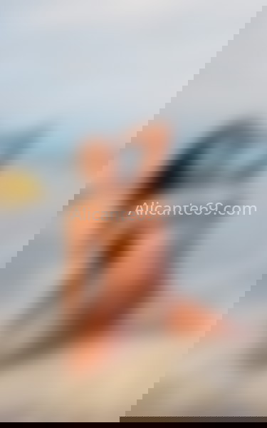 Mia, morena venezolana. 624495671. Citas en ALICANTE, ALICANTE. www.alicante69.com.