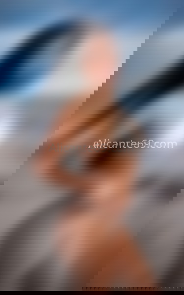 Nicky, colombiana risueña. 624495671. Citas en ALICANTE, ALICANTE. www.alicante69.com.