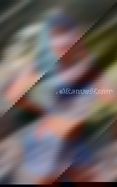 Dulce, colombiana extrovertida. 624495671. Citas en ALICANTE, ALICANTE. www.alicante69.com.