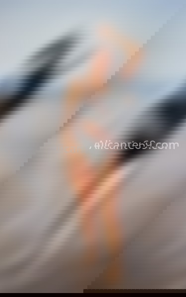 Irene, venezolana alta y guapa. 641166772. Citas en ALICANTE, ALICANTE. www.alicante69.com.