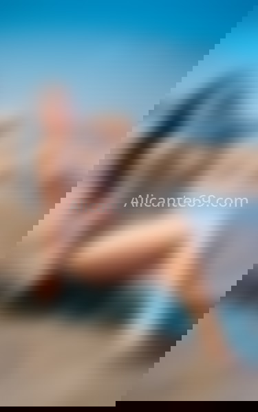 Dulce, colombiana extrovertida. 624495671. Citas en ALICANTE, ALICANTE. www.alicante69.com.
